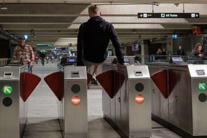 Bart Unveils New Gates To Deter Fare Avoiders