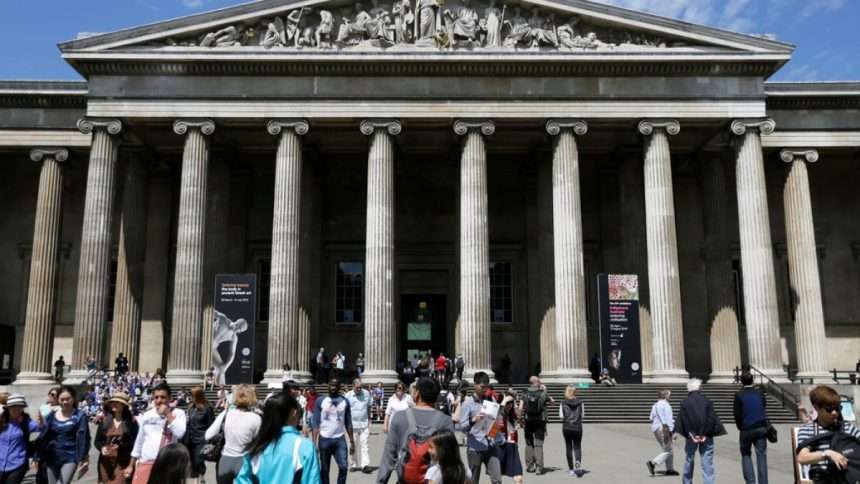 British Museum Director Resigns, Admits Failure Of Theft Investigation |