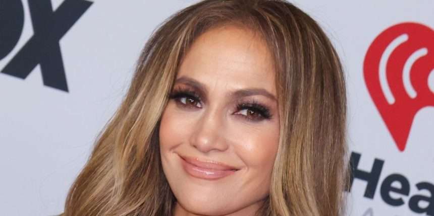 Jennifer Lopez Shares Her Skincare Routine In A No Makeup Ig