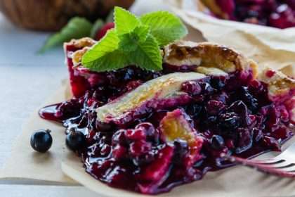 Make A Delicious Vegan Fruit Pie Recipe Before Summer Ends