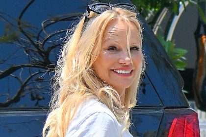 Pamela Anderson Reveals Why She Stopped Wearing Makeup