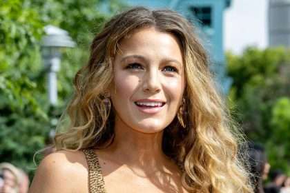 Blake Lively Wears $13 Gel Polish On Her Nails That