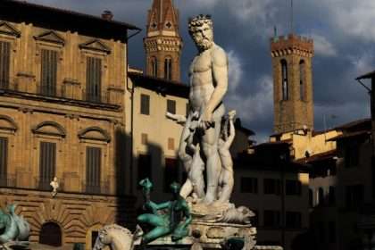 German Tourist Suspected Of Damaging 16th Century Bronze Statue In Florence