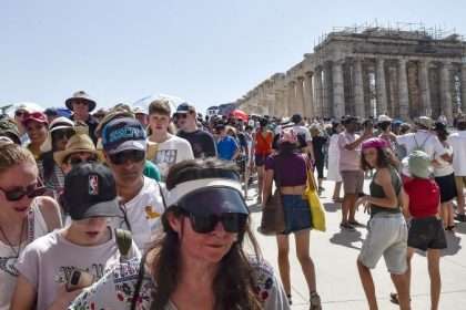 Greece Begins Limiting Daily Visitors To The Acropolis To Combat