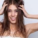 How To Refresh Your Hair Without Washing It: 6 Tips