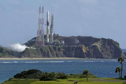 Japan's H2 A Rocket Launches And Attempts To Land On The