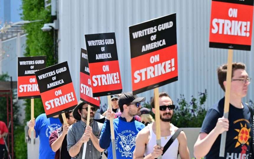 The Writers' Strike Is Over. Here's How The Ai ​​negotiations