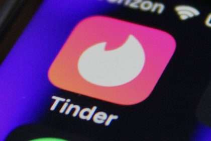 Tinder Gets Super Special, Amazon Invests In Anthropic, And Apple