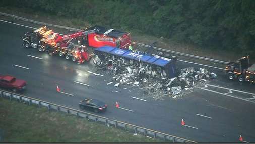 Tractor Trailer Crash In Wilmington Slows Traffic For Miles