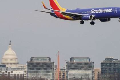 U.s. Airlines Warn Of Higher Fuel Costs; Southwest Airlines' August