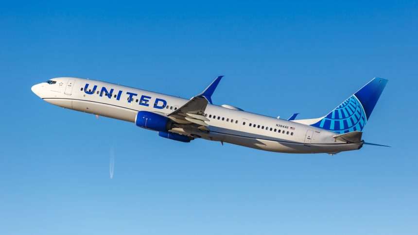 United Airlines Cuts Some West Coast Routes