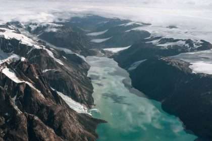 Before And After Images Showing Greenland's Rapidly Retreating Glaciers