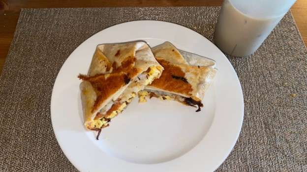 Homemade Taco Bell Breakfast Crunchwrap – Massachusetts Daily Collegian