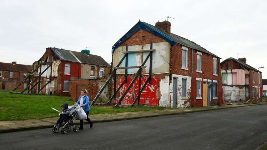 The Real Income Of The Poorest Families Will Not Return
