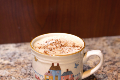 This Starbucks Eggnog Latte Recipe Will Satisfy Your Holiday Cravings