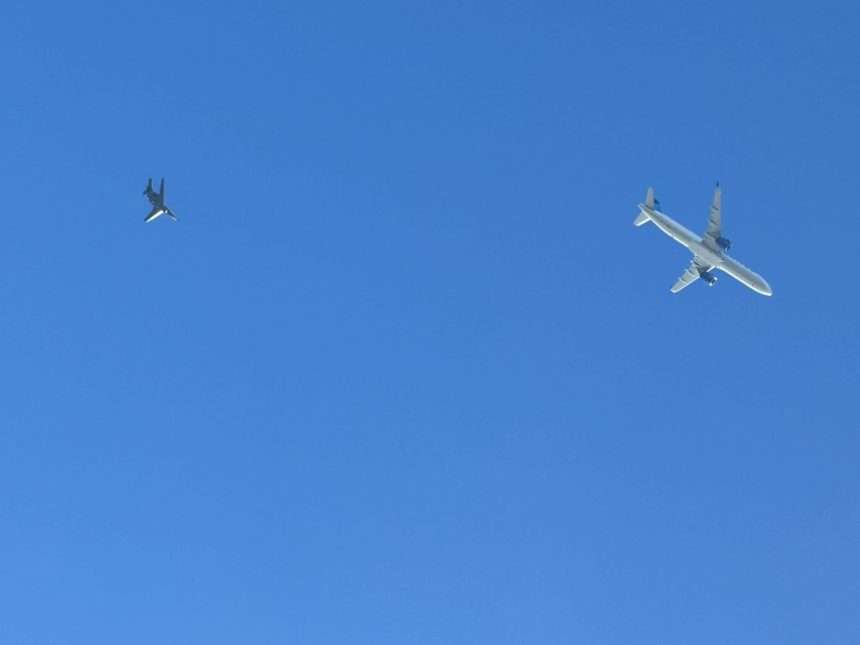 Unusual Plane Seen Flying Over Bay Area As Apec Descends