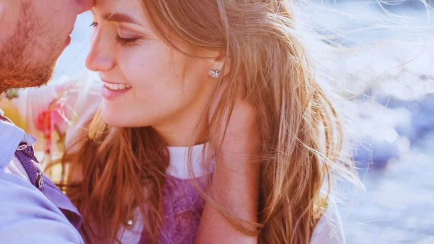 3 Unmistakable Signs A Man Is In Love With You