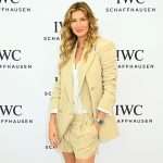 Gisele Bündchen Says Her Daughter Vivienne Is 'paying Attention' To