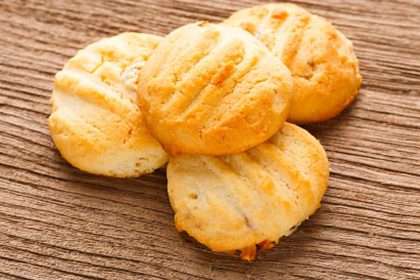 How To Bake Poori: Ladakh's Famous Atta Cookie Recipe