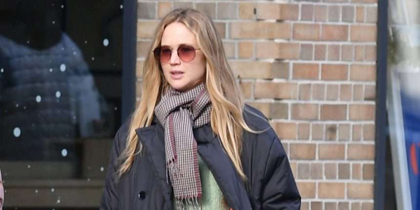 Jennifer Lawrence Gives Winter's Most Finicky Staples A Chic Upgrade