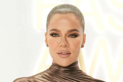 Khloe Kardashian Reveals New Hair Color And Hair Extensions