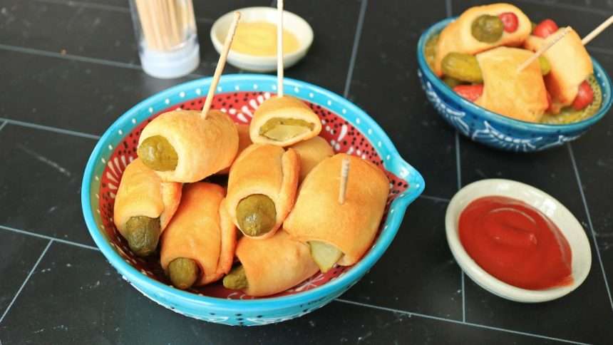 Make Easy Pickles With Blanket Recipe