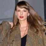 Taylor Swift Heads Out To Dinner In Palos Tribeca In