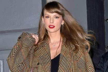 Taylor Swift Heads Out To Dinner In Palos Tribeca In
