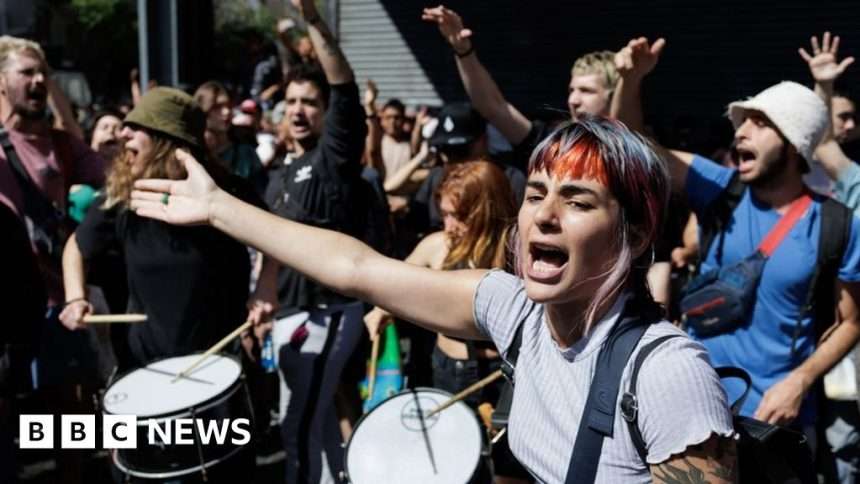 The First Protests In Argentina Against Miley's Austerity Plan