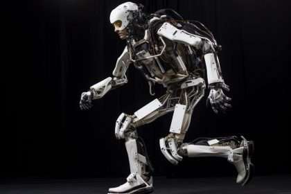 A Breakthrough In Robots That Mimic Human Walking Efficiency