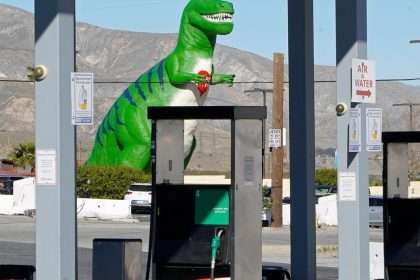 California's Most Iconic Roadside Attractions