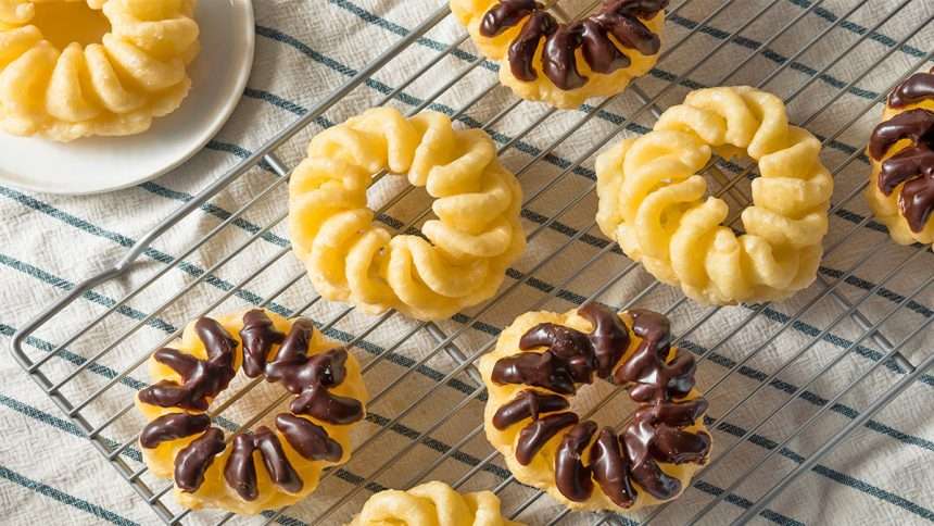 Cruller Recipes To Satisfy Your Sweet Tooth + 4 Quick