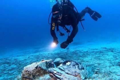 Divers Recover Obsidian Core From Neolithic Shipwreck