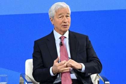 Jamie Dimon Says The Economy In 2024 Will Look A