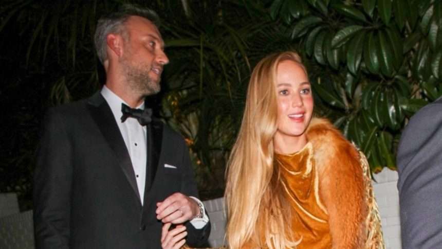 Jennifer Lawrence Embodies Old Fashioned Luxury In This Golden After Party Dress