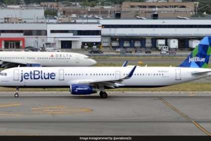 Jetblue Plane Aborts Takeoff At New York's Jfk Airport After