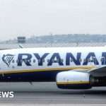 Ryanair Lowers Profit Forecast After Online Travel Agency Uproar