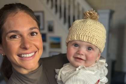 Unfamiliar Parents Crochet Hats For Babies During Flight