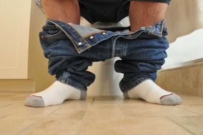 Why Do Men Take So Long To Poop? The Answer