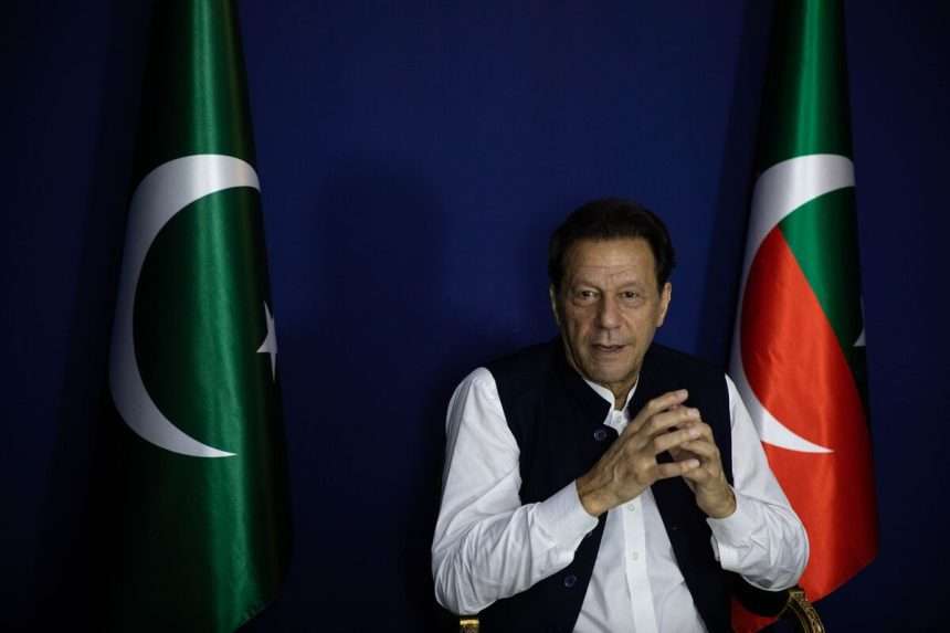 Imprisoned Imran Khan Supports Inquiry Into Pakistan's Economic Management