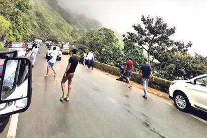 Belthangady: Tourists Pose Danger At Charmadi Ghat On Weekends