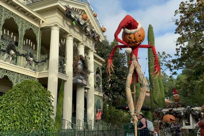 Rumor: Disneyland's Haunted Mansion Holiday Opens Early